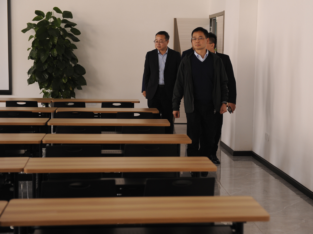 狼人无码精华av午夜精品