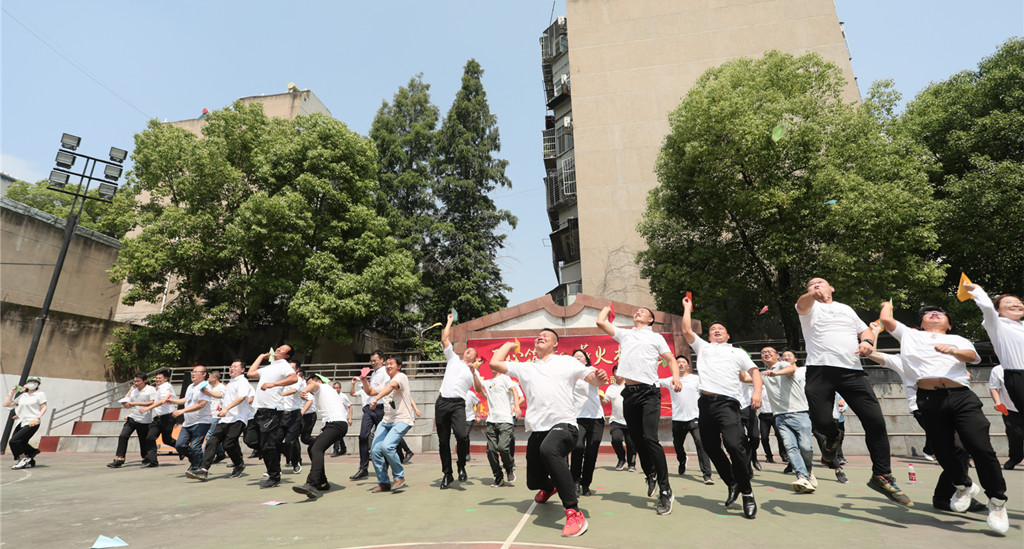 狼人无码精华av午夜精品